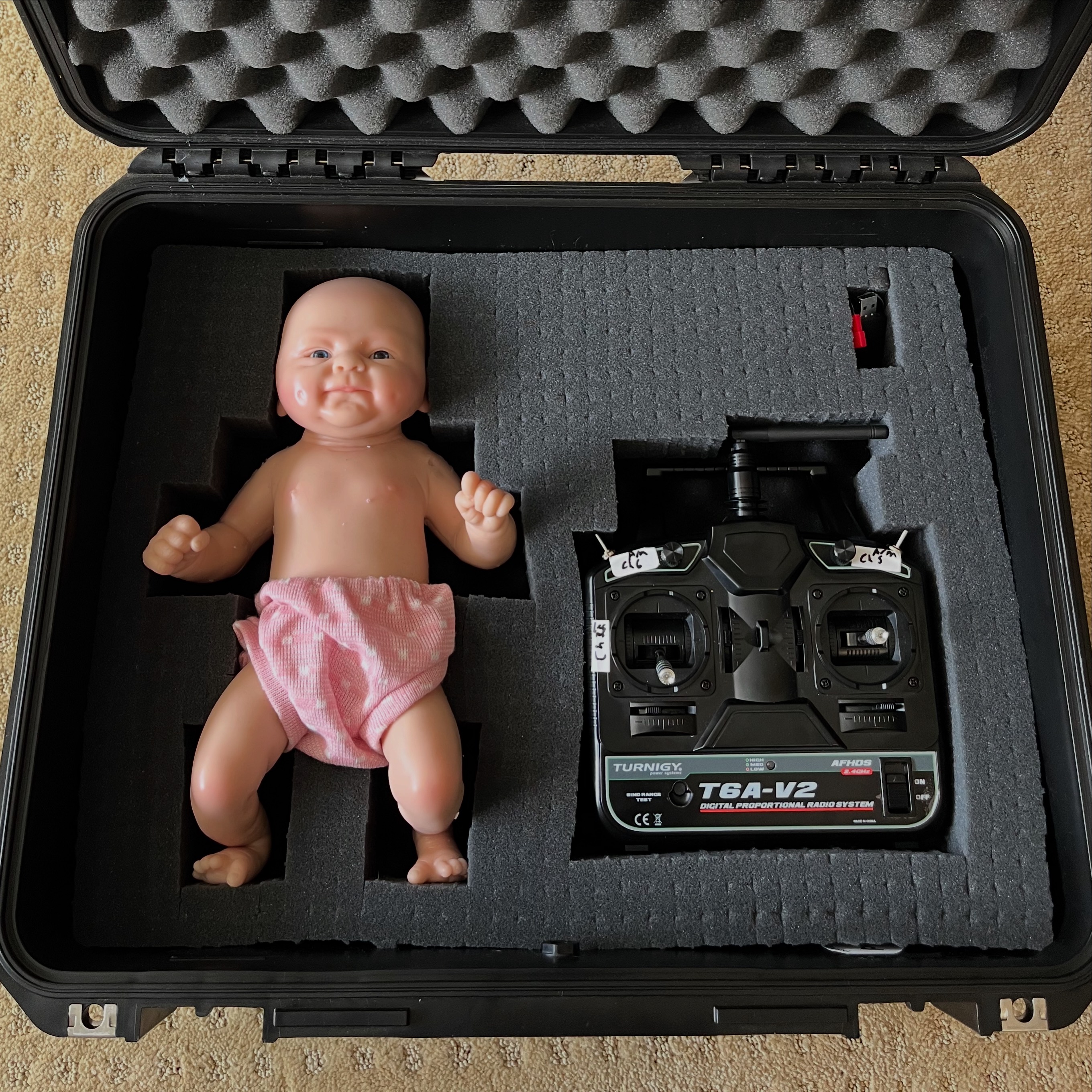 BJöRN Film wireless animatronic baby prop